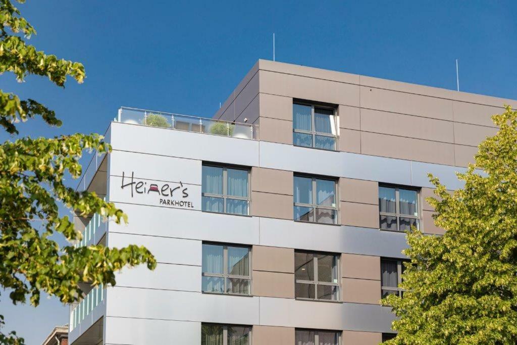 Heiner'S Parkhotel Γκελσενκίρτσεν Εξωτερικό φωτογραφία